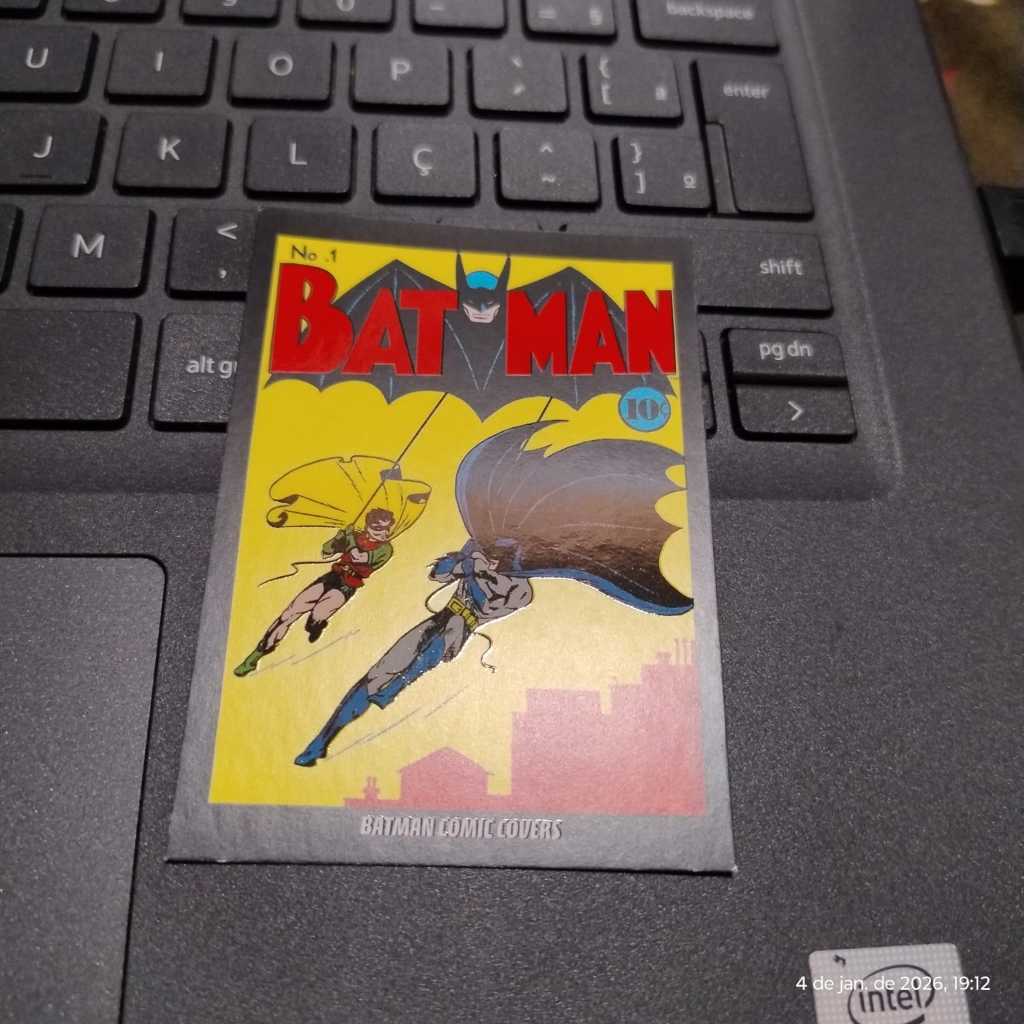 Coleção Cards Panini. Card C3 do álbum Batman anniversary, ano 2019.