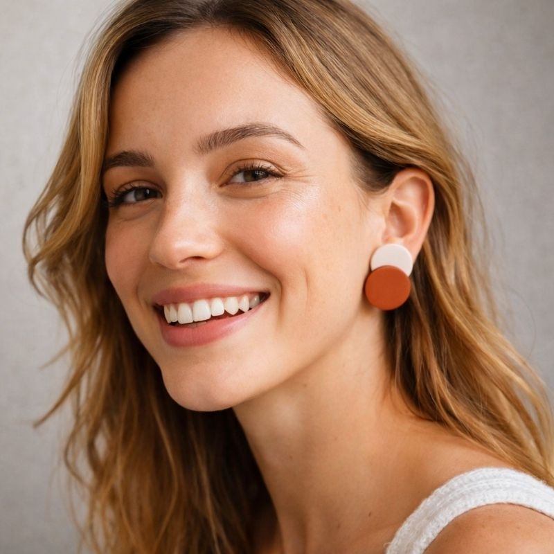 Brinco Siena Boho Chic em Cerâmica Plástica Tons Terrosos | Artesanal, Leve, Feito à Mão, Moderno Base em Aço Inox em Oferta na Shopee