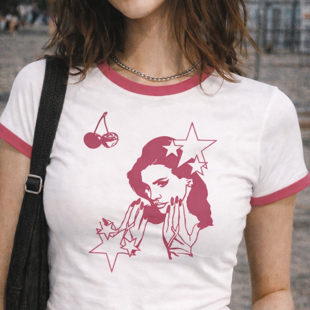Camiseta Feminina Baby Tee Lana Del Rey, Cherry Alternativa T-shirt Vintage Y2K estética anos 90 100% Poliester BabyLook