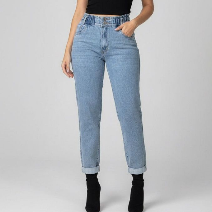 Calça Jeans Feminina Mom Slouchy Cintura Alta Com Elástico Cós Clochard