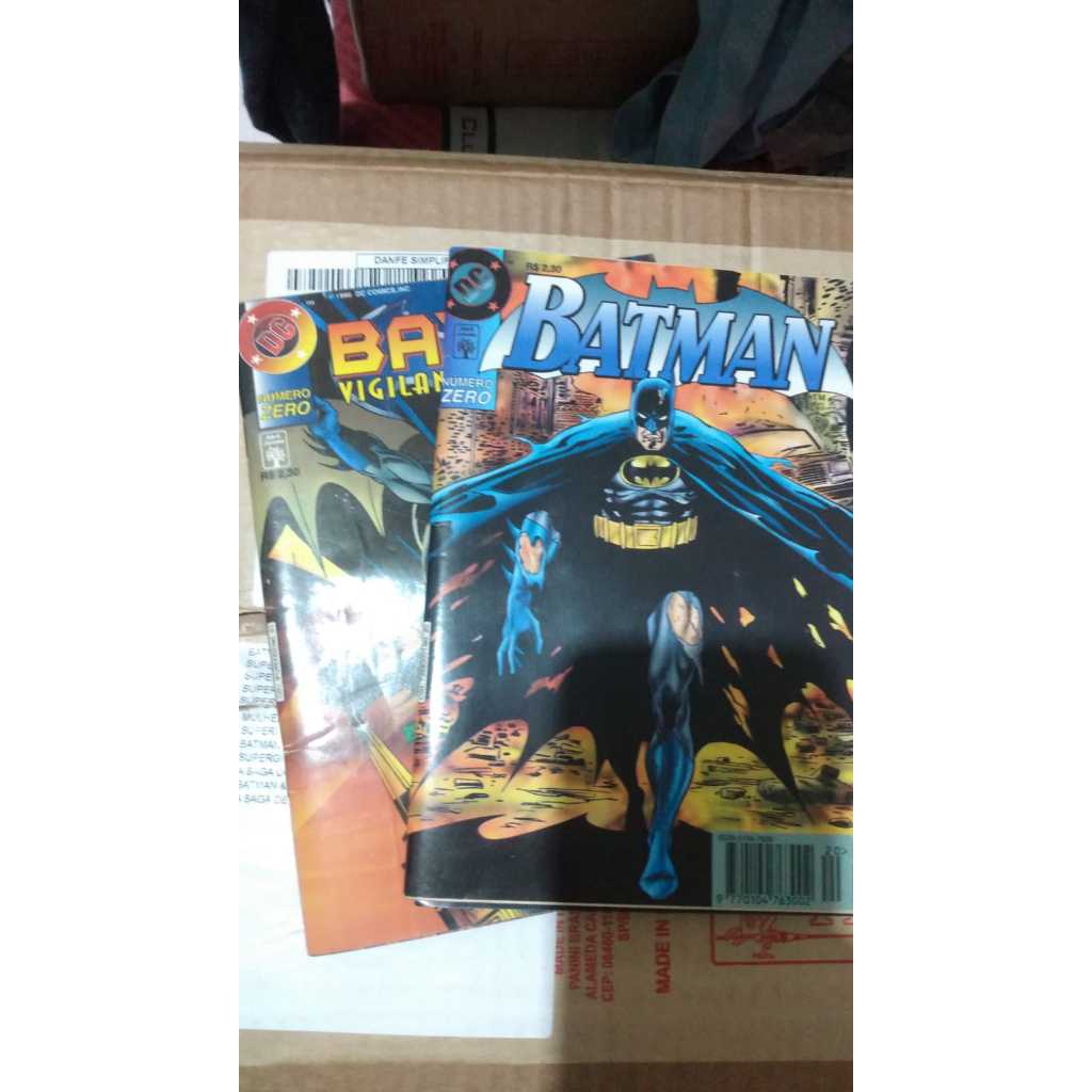 Batman e Batman Vigilantes de Gotham ZERO - Leia Anúncio
