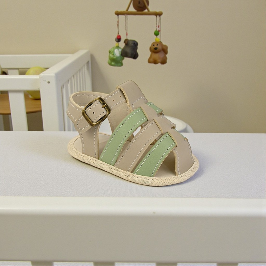 Sandália menino Recém Nascido/ bebê direto da fábrica ótima qualidade e acabamento