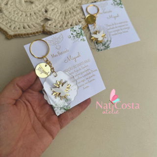 Lembranças em acrílico personalizado para eucaristia batizados com pingente em Oferta na Shopee