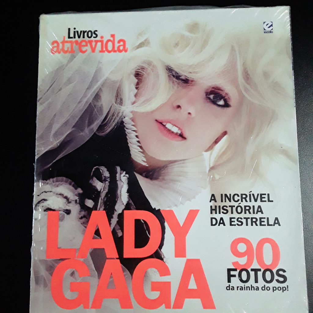 REVISTA ATREVIDA LADY GAGA COM 90 FOTOS A INCRÍVEL HISTÓRIA DAESTRELA