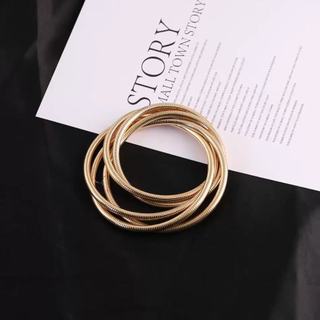 TB Presentes Pulseira Espiral Feminino Ajustável Dourado ou Prateado Acessório Moderno Elegante