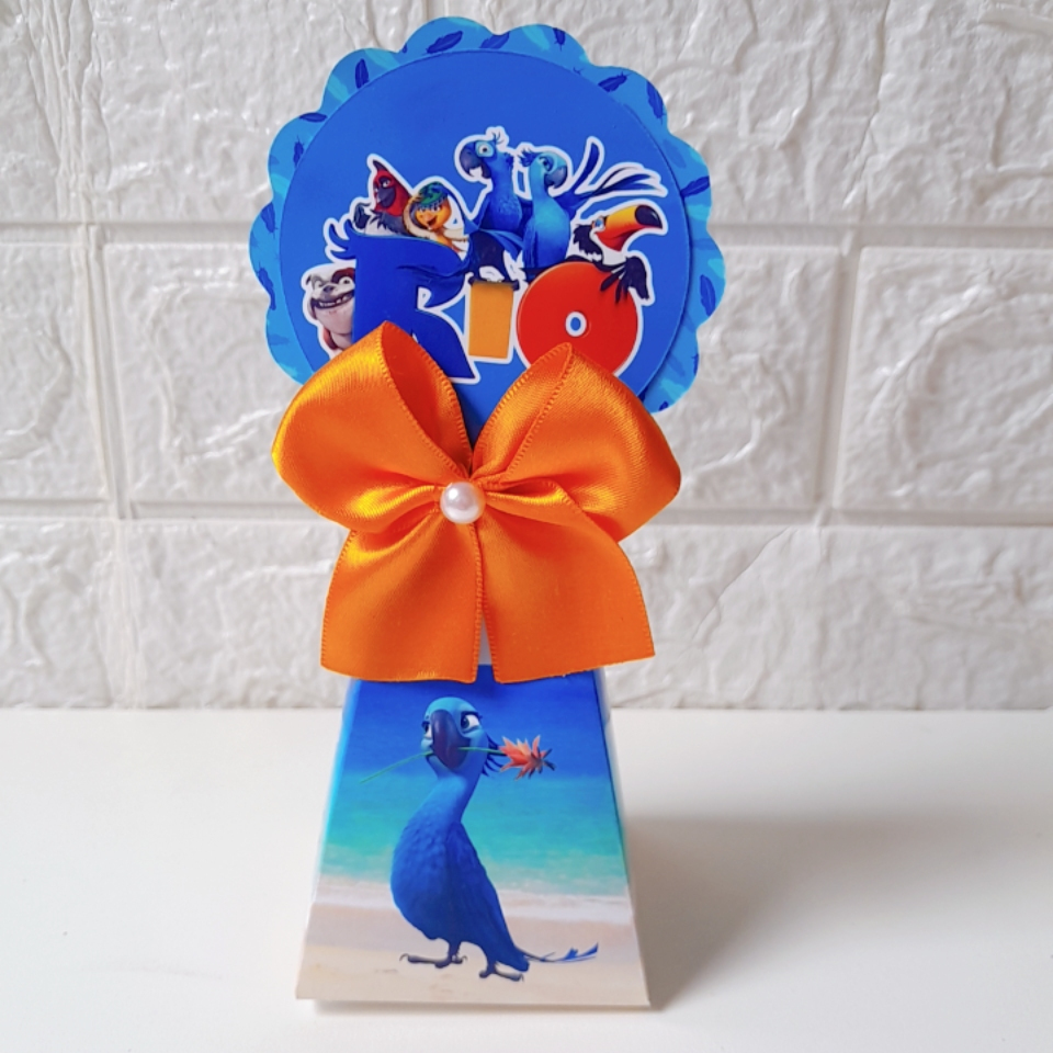 Kit Caixas Pirâmide Personalizadas Tema Rio Filme Arara Azul  Pegue e Monte Lembrancinha Festa Infantil Caixinha Mimo