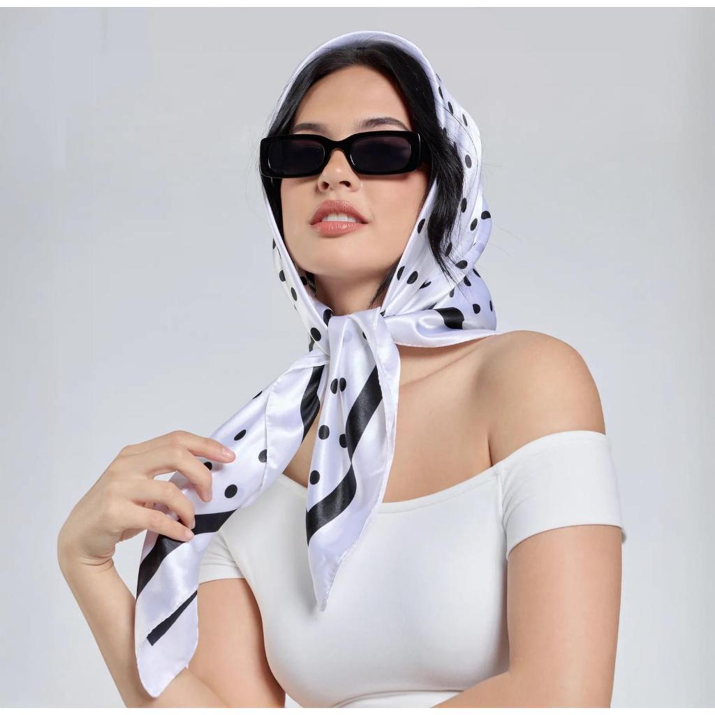 Lenço de Cetim 90x90 Seda Grande Quadrado - Bandana Feminina Moda Blogueira Verão - Acessório Cabelo e Praia em Oferta na Shopee