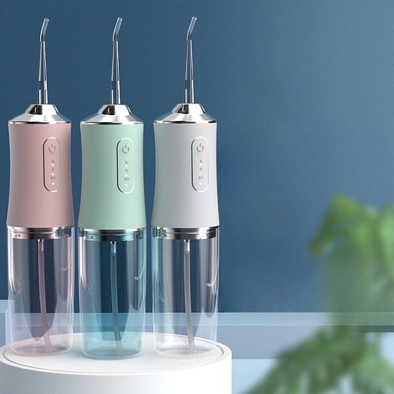 Irrigador Bucal Portátil Branco Jato D`água, Recarregável USB 220ml, para Limpeza Diária Eficiente