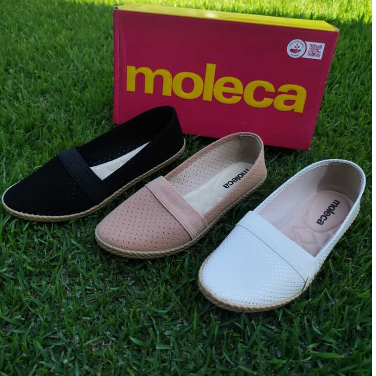 Sapatilha slip on Feminina Moleca Nobuck Calce Fácil – Leve, Confortável e Perfurada