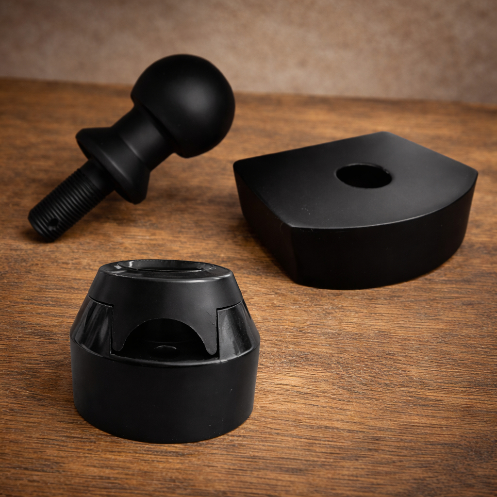 Kit de Engate Preto para Reboque – Capa 9 e 10 CM, Tomada e Bola de Engate | Resistente e Completo | universal