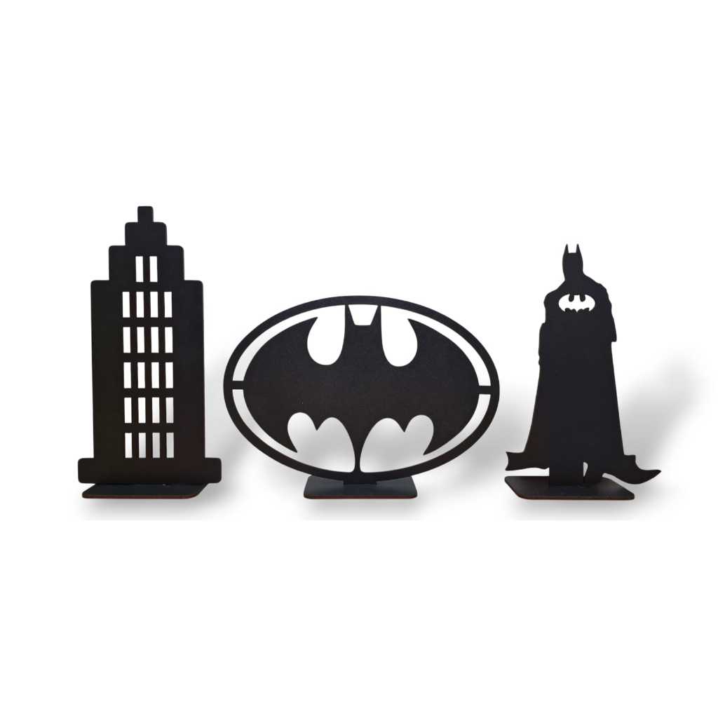 Display totens trio Batman para festa , decoração em mdf cor preto 23 cm aprox. kit 1