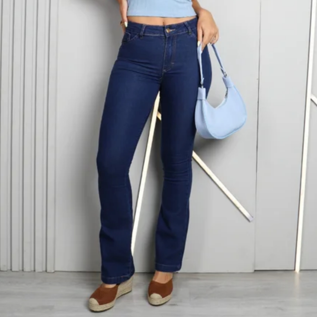 Calça Jeans Feminina Flare Cintura Alta Modeladora Efeito Empina Bumbum Boca de Sino com Elastano