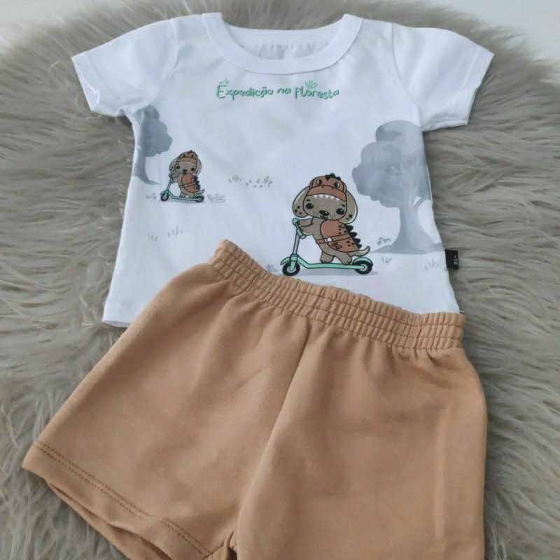 Conjunto Baby Masculino Camiseta e Bermuda Moletinho