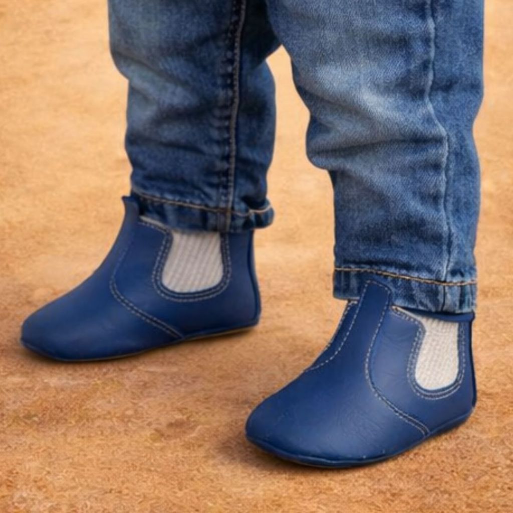 Botina Infantil Bota Jequinha Menino Menina Estilo Country Detalhes de Elástico Lateral Confortável