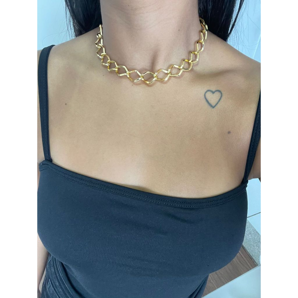 Choker Feminina em Aço Inoxidável Ajustável Dourada/Prateada em Oferta na Shopee