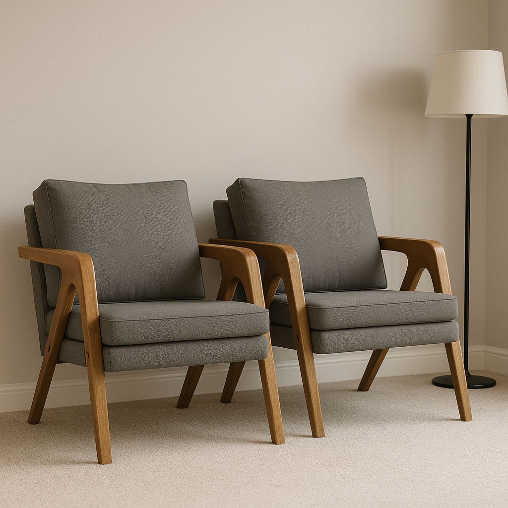Kit 2 Poltronas Mona Linho Estofada Decorativo Luxo Pés De Madeira Maciça Sala Estar Recepção