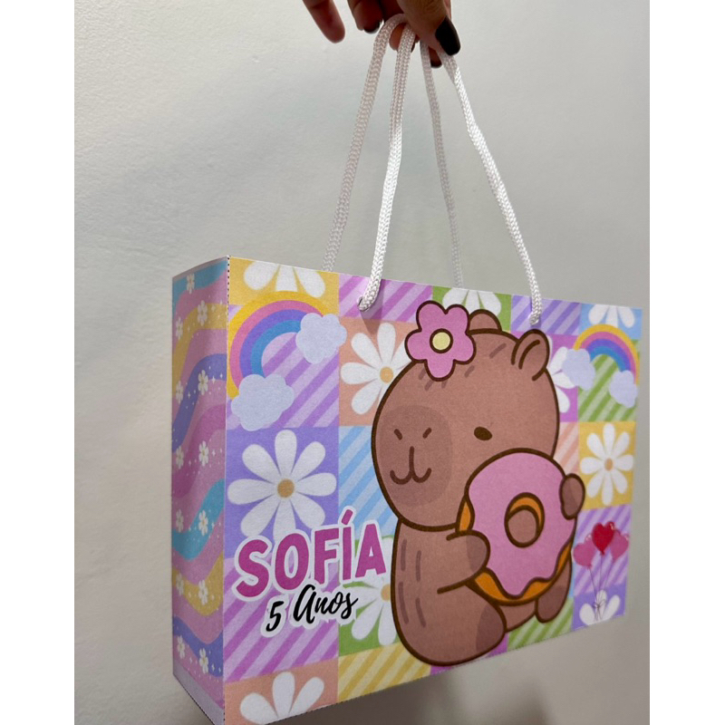 Sacolinha supresa | sacolinha personalizada | lembrancinha fim de festa | capivara
