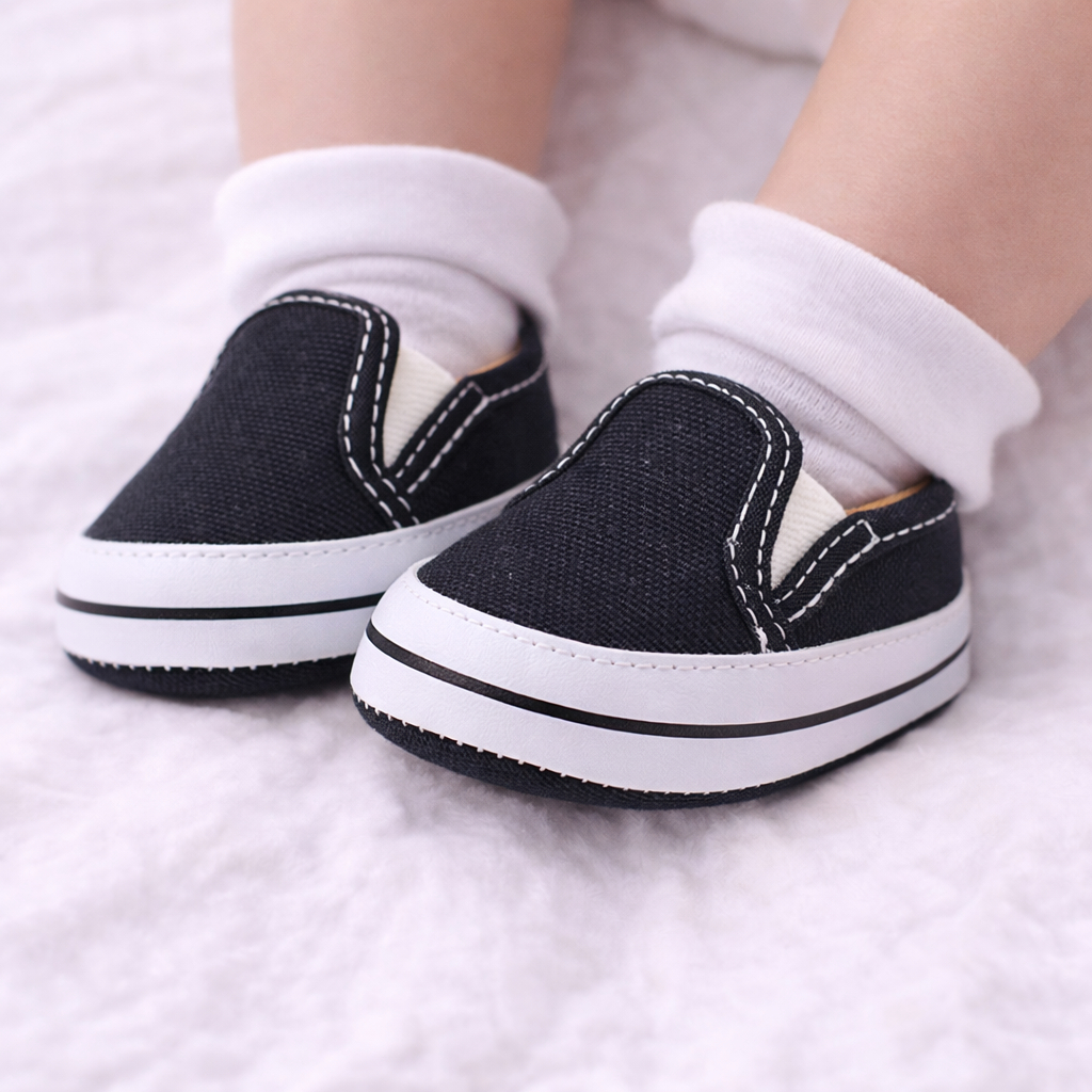 sapatinho de bebê slip on calce e fácil macio e confortável