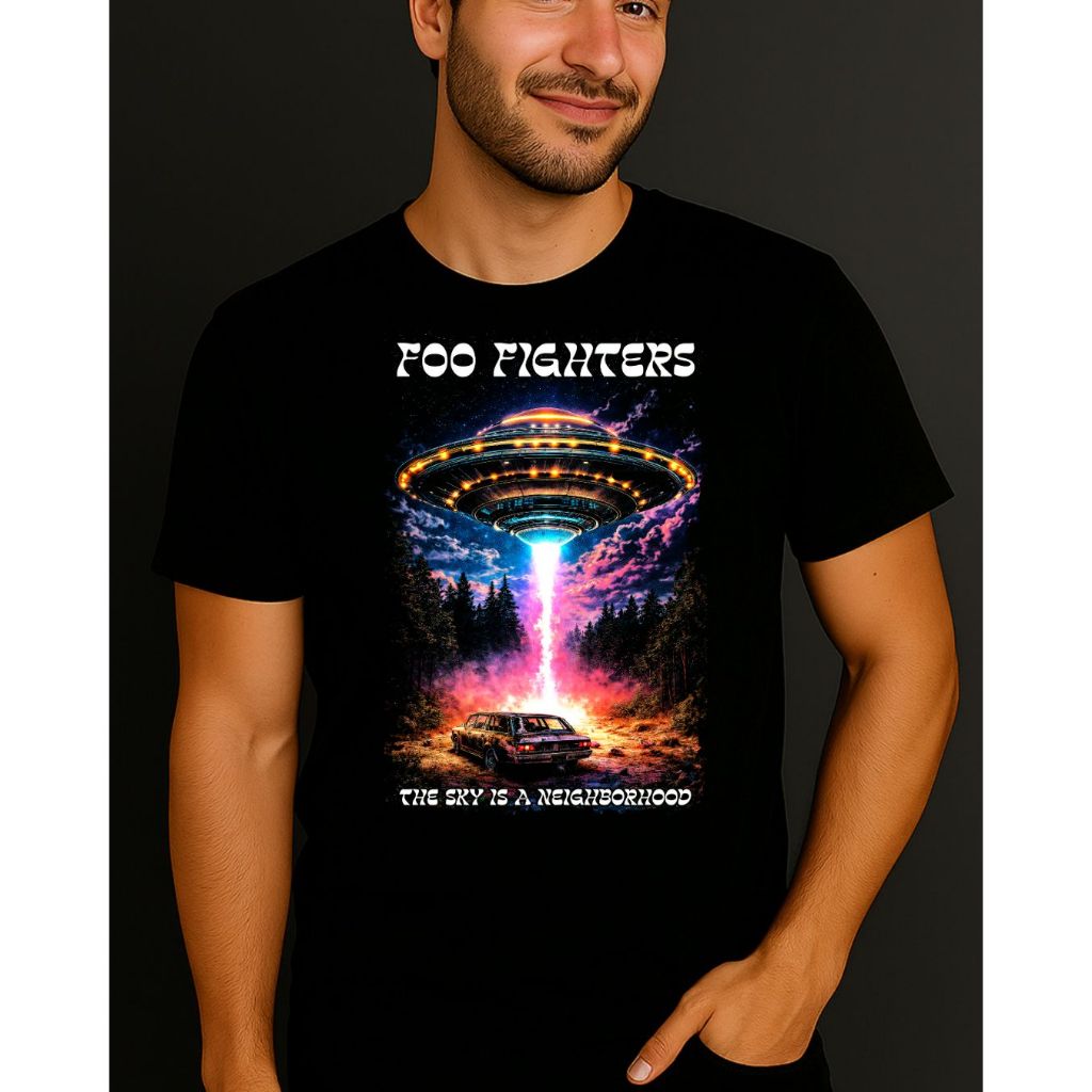 Camiseta Foo Fighters Banda Rock The Sky Is a Neighborhood Disco Voador 100% Algodão Unissex