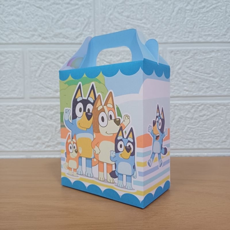 Caixa FESTA Maletinha Blueys Menino (PEGUE E MONTE) - Lembrancinha Surpresa Blueys