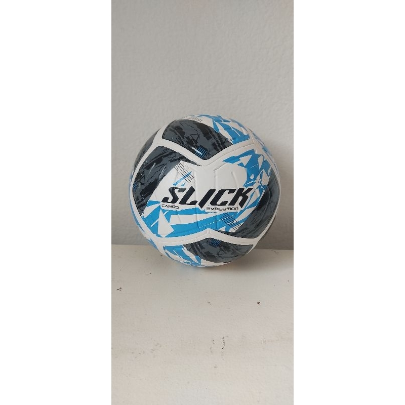 Bola de Futebol Campo Slick Evolution – Alta Durabilidade e Desempenho Profissional