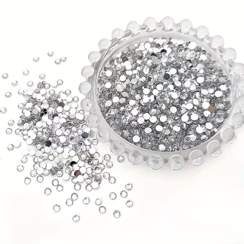 Strass Cristal 4mm para Colagem 1000 Unidades Para Customização Roupas Sapatos Artesanato em Oferta na Shopee