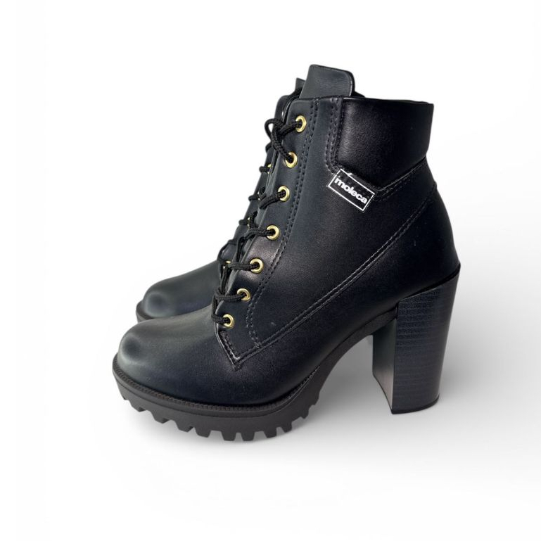 BOTA COTURNO MOLECA PRETA TRATORADA DE SALTO/ BOTA COM CADARÇO