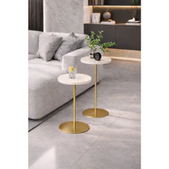 Kit 2 Mesas Canto Apoio e Lateral para Decoração de ambiente - Metal Dourada com Tampo Off White com Vidro Laqueado