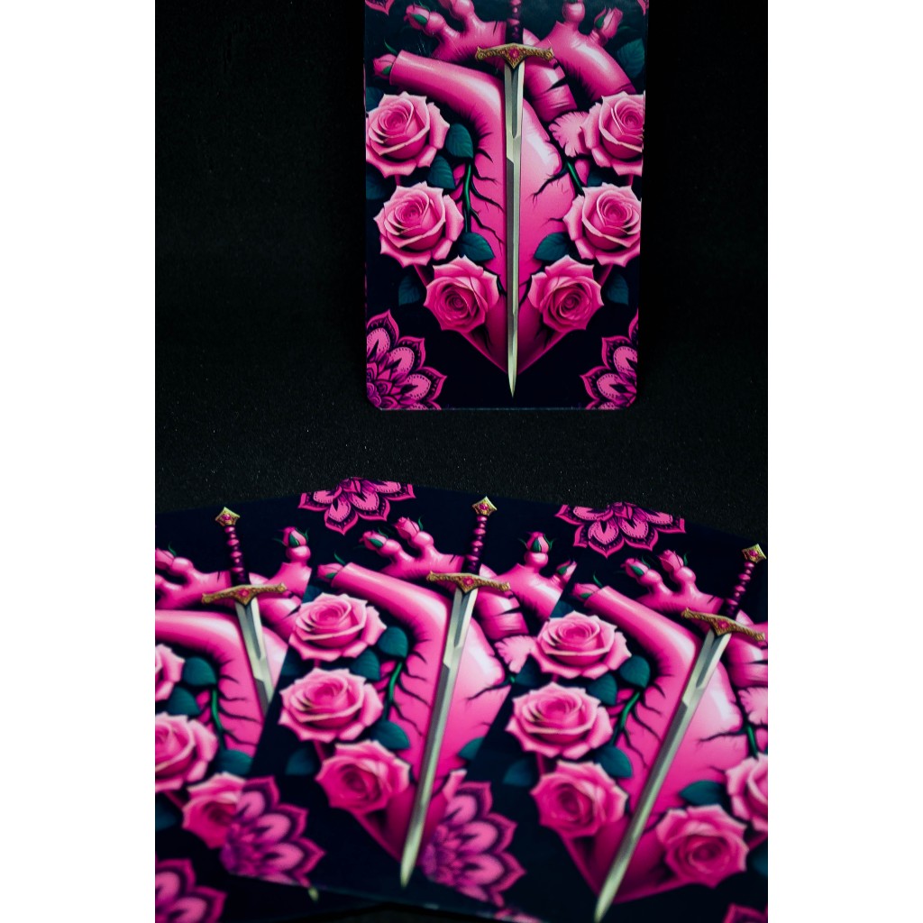 Tarô Baralho Cigano Pomba Gira Menina – Lenormand Espiritual 36 Cartas com Bordas Arredondadas em Oferta na Shopee