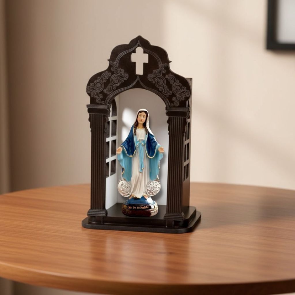 Imagem Resina Nossa Sra das Graças Medalhas 15cm com Capela Madeira Mdf Tabaco
