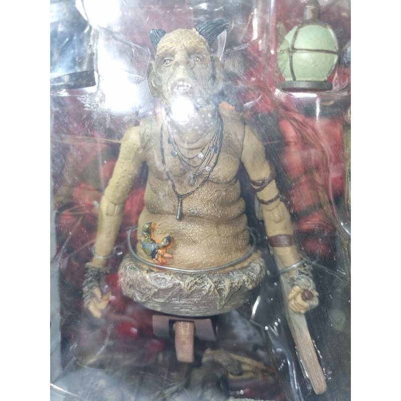 Mezco Hellboy 2 o exército dourado Goblin Ano 2008 incluso acessórios