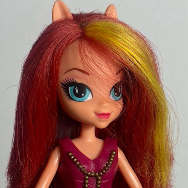 Boneca Equestria Girl Sunset Shimmer Original