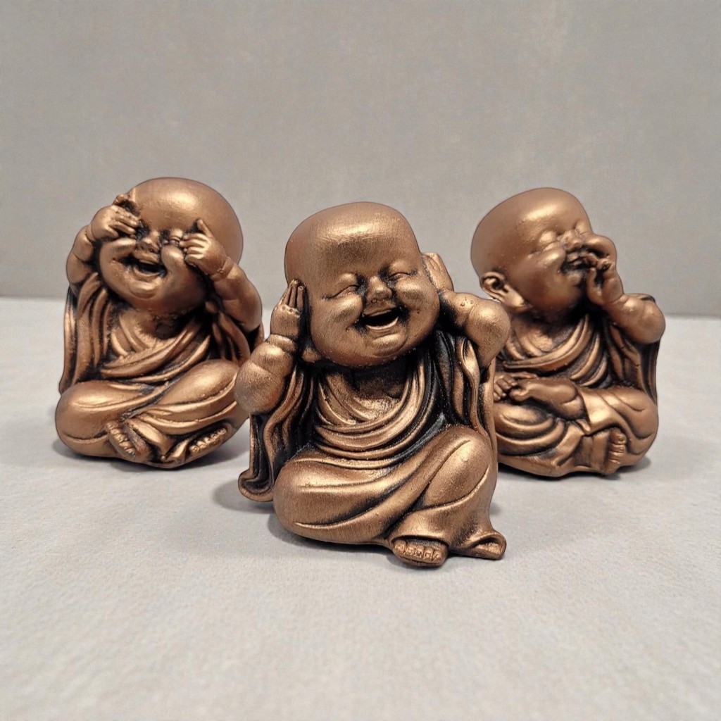 Buda Decoração Monges Trio De Budas Bebê Sabedoria Cego Surdo e Mudo 8 cm Jardim Zen Monge Novo