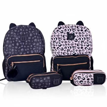Kit Estojo Duplo + Mochila Gatinhos by Uatt - Clio Style em Oferta na Shopee