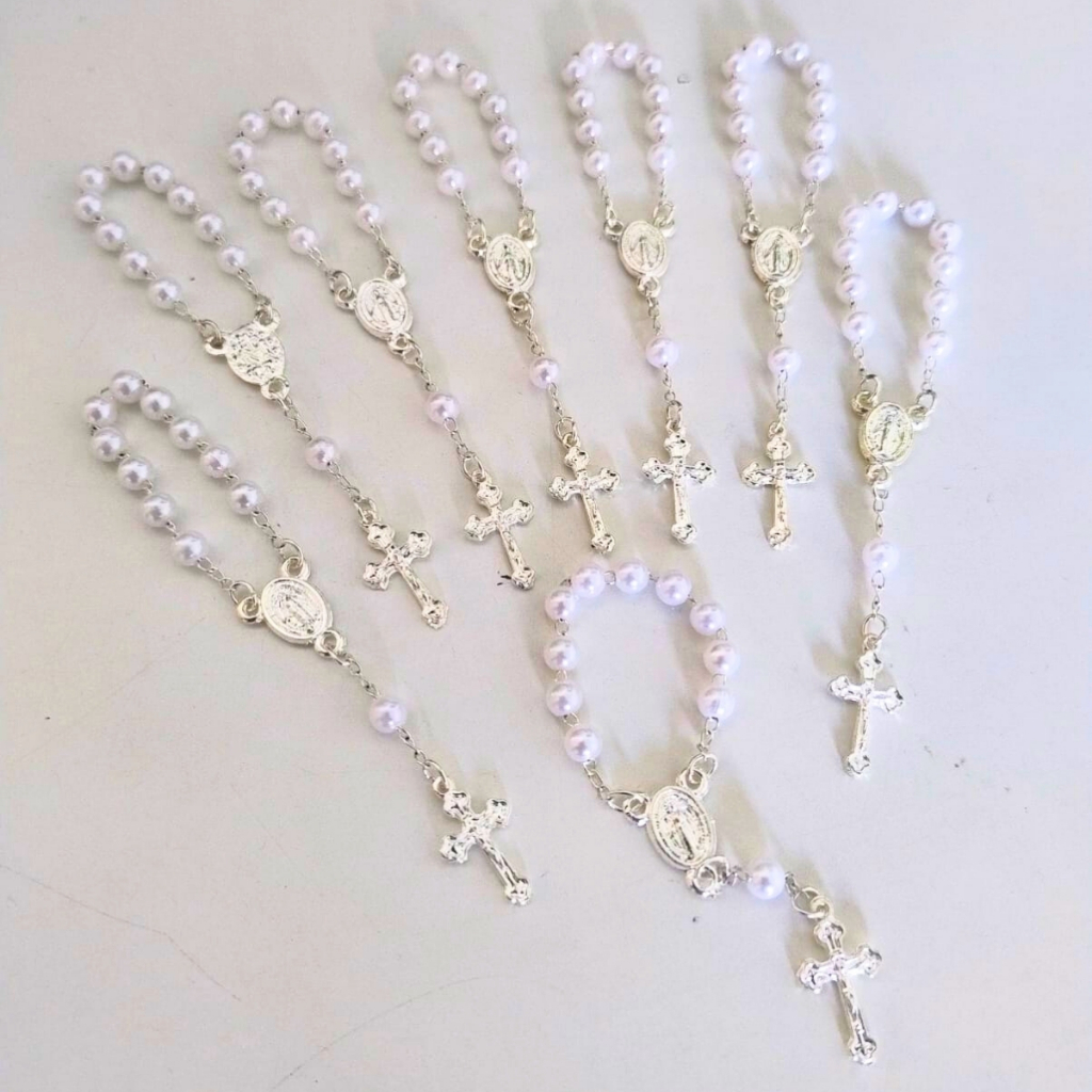Kit Mini Terços para Lembrancinhas Casamento Batizado Crisma Eucarístia Branco com Prata