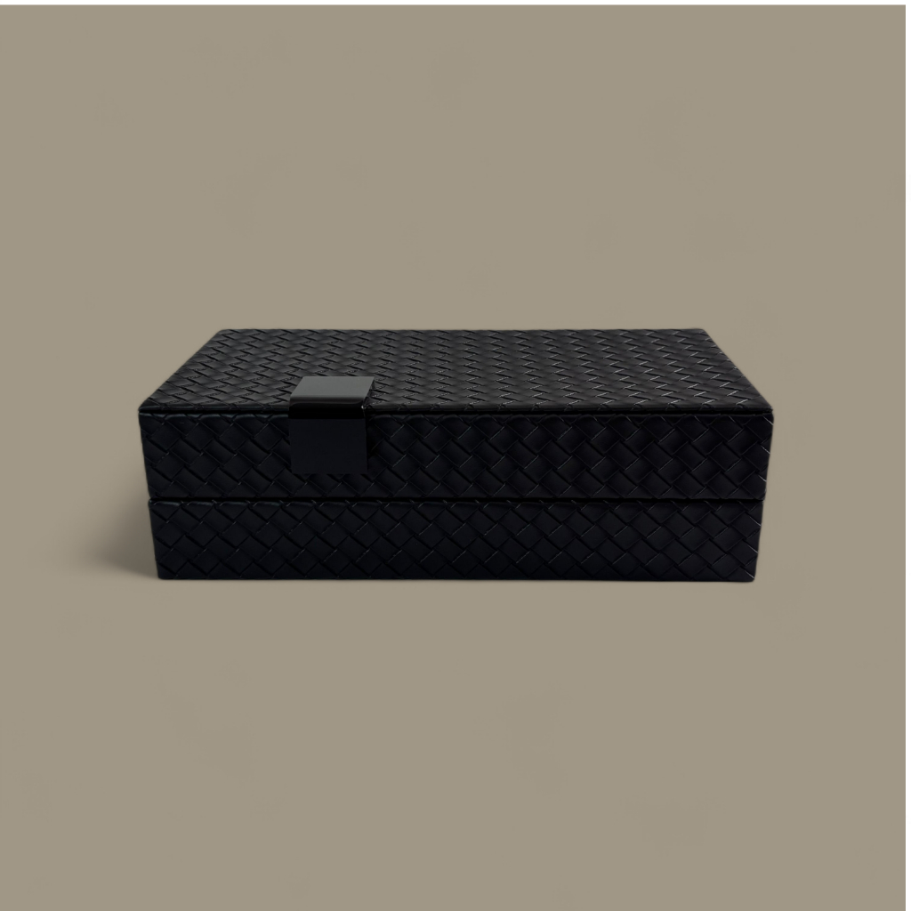 Caixa Decorativa Trançada Cor Preta Casa e Decoração Porta Joias 25x13x7,5cm Decoração Sala