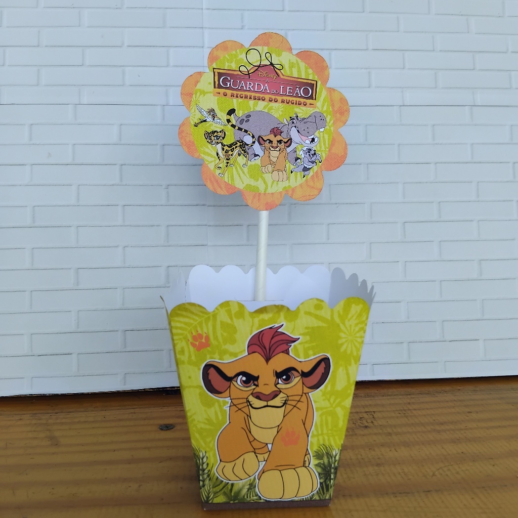 Centro de mesa A GUARDA DO LEÃO - Centro de mesa cachepot para decoração de festa infantil