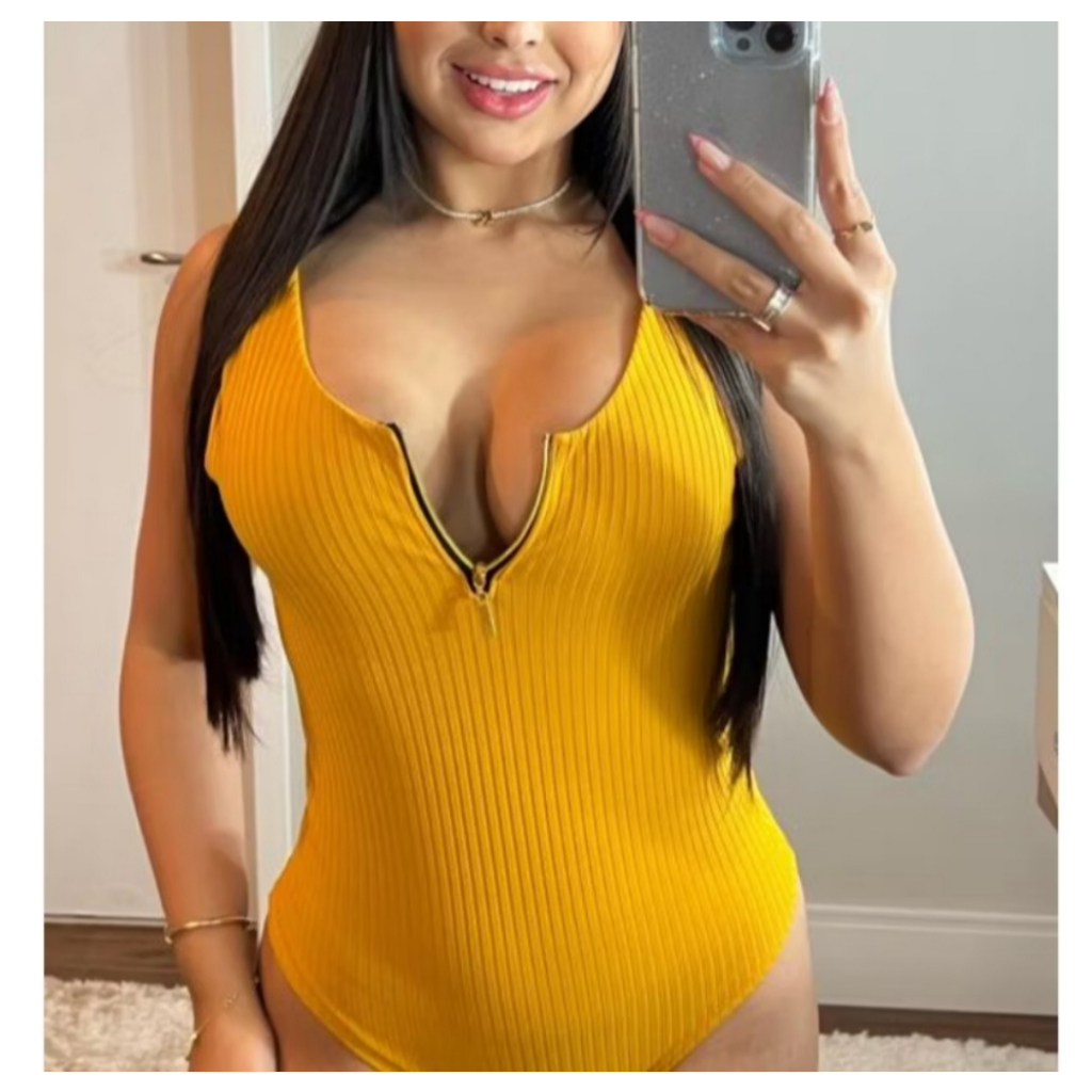 Body Feminino Canelado Fecho em Zíper Frente Sem Manga