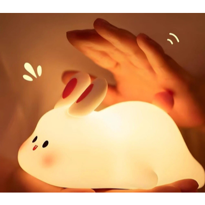 Luminária Coelhinho LED Abajur Infantil Branco Quarto Bebê Luz Noturna Decor Silenciosa