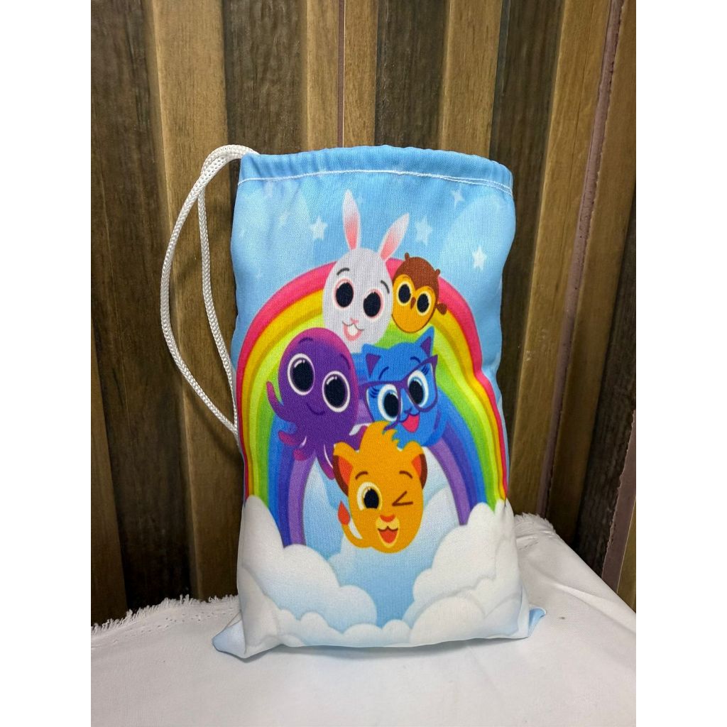 Kit  saquinho surpresa pequeno tema bolofofos personalizado  lembrancinha aniversario