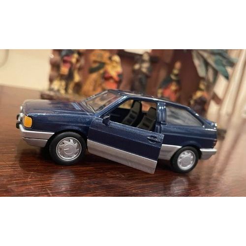 Miniatura VW Gol GTI Quadrado Azul e Prata Clássico Nacional Coleção Metal Descrição do Produto: