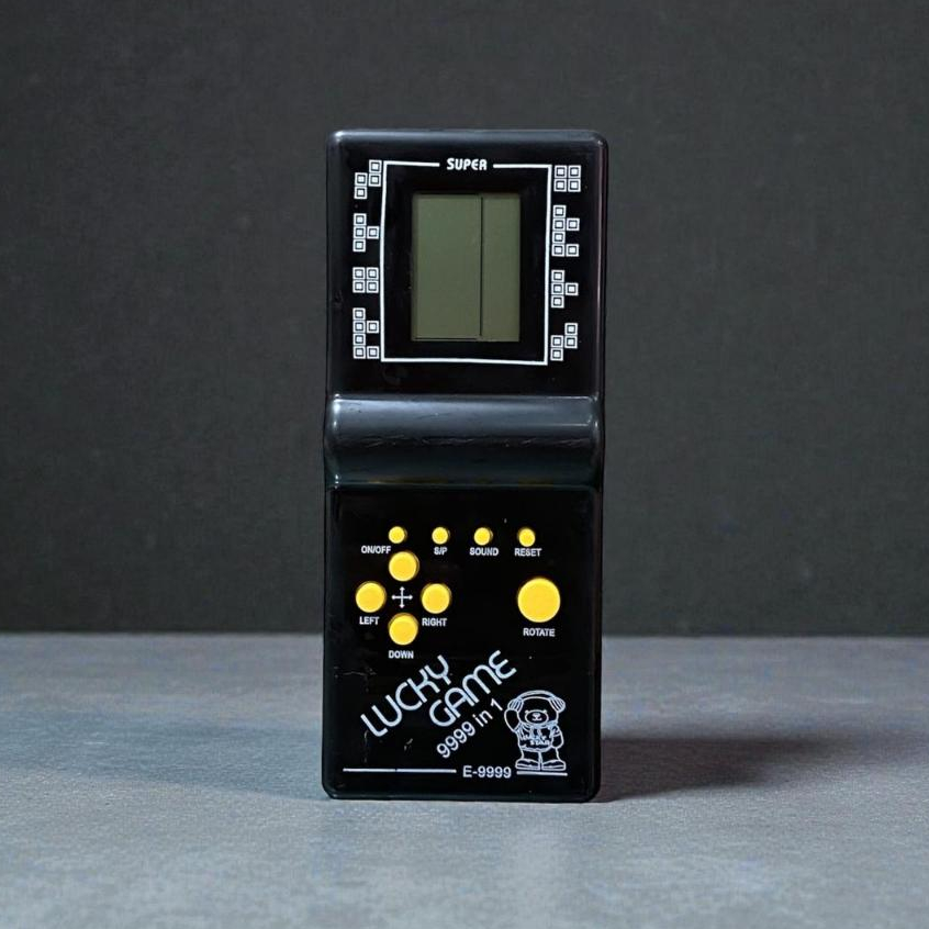 🎮 Kit com 2 Mini Games Retrô Brick Game E-9999 | 9999 Jogos em 1 🧱✨ – Diversão Sem Fim!