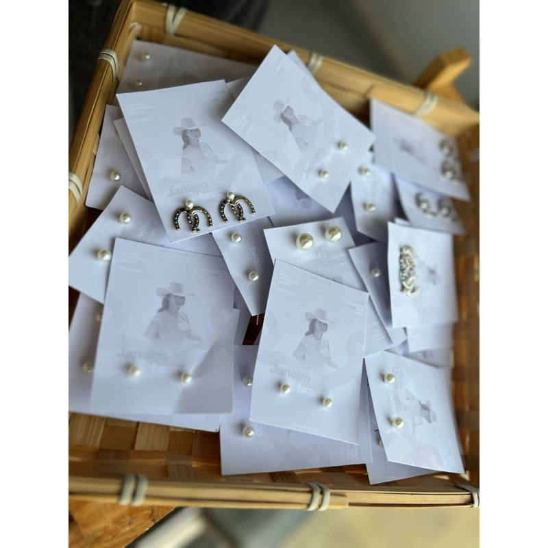 Brinco pérola em Oferta na Shopee