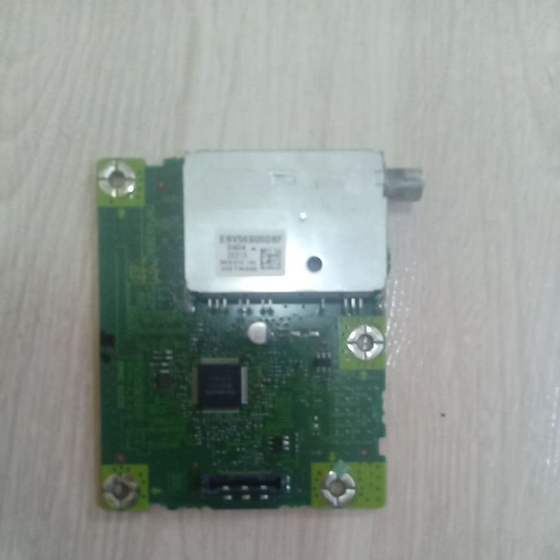 PLACA TUNER TV LCD COMPATIVEL  TC-L32C20B....TNPA5268