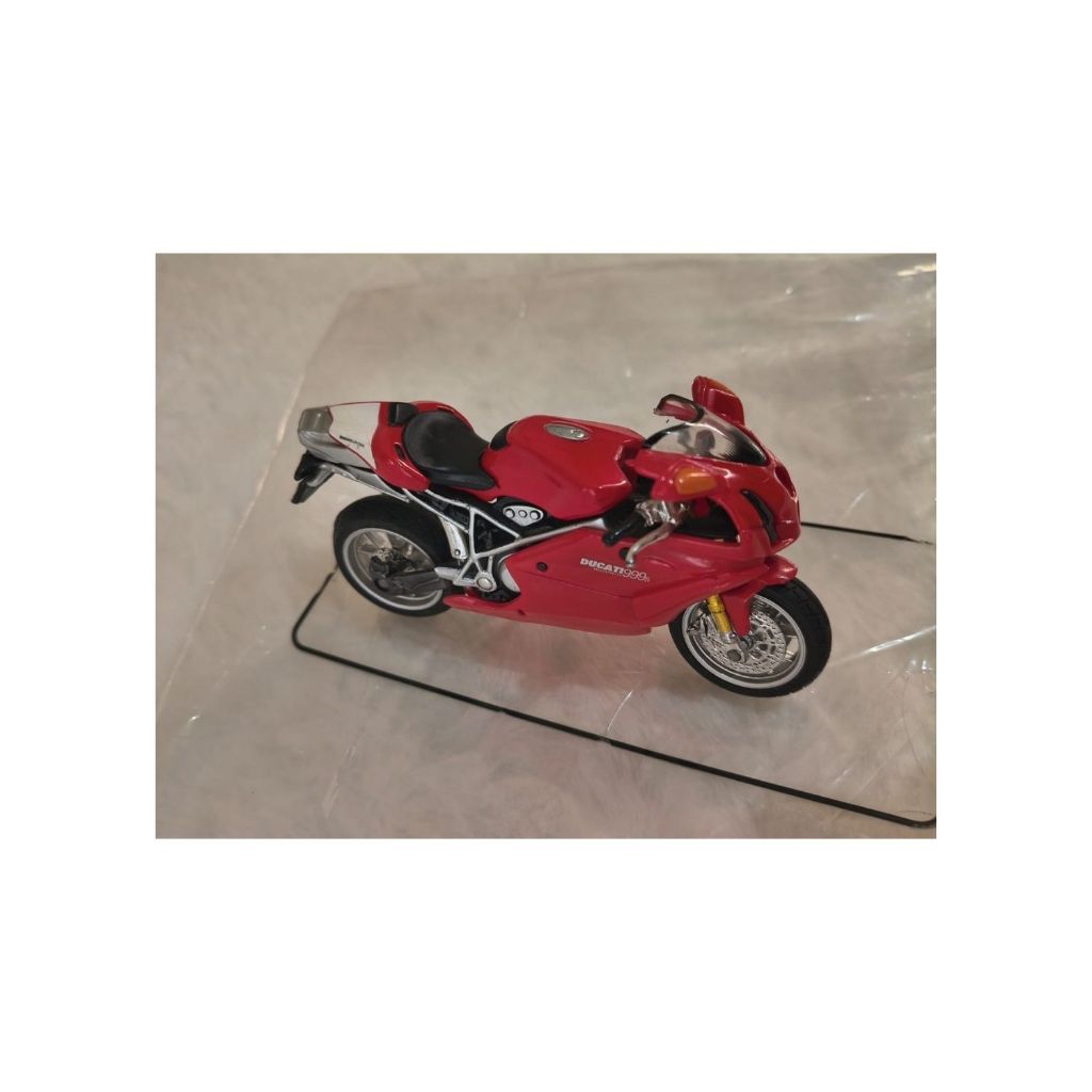 Miniatura Moto Ducati 999S Maisto Escala 1:18 - Vermelha