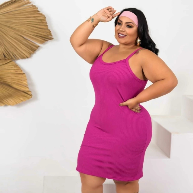 Vestido Feminino Plus Size Midi Tubinho Canelado Alcinha Primavera Verão Fúcsia