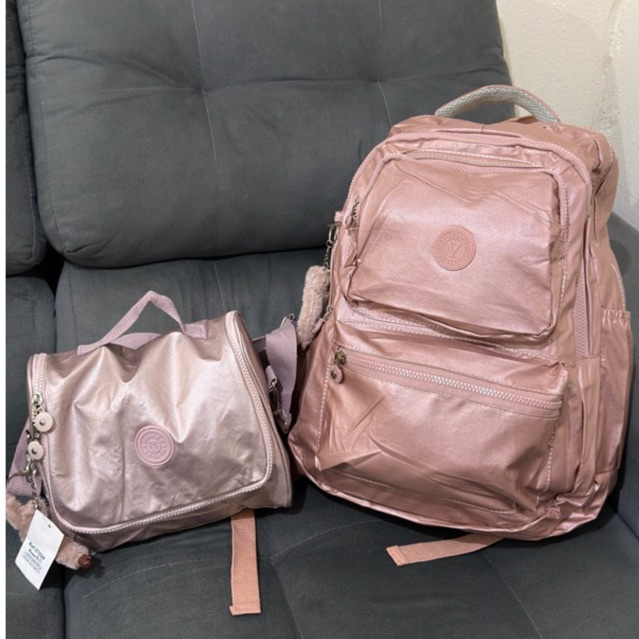 Kit Mochila Grande Metalizada + Lancheira Térmica Metalizada em Oferta na Shopee