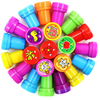 Kit Carimbo Infantil Escolar Vmp Com 30/60 Unidades Tinta Fruta/Veiculo/Sortido em Oferta na Shopee