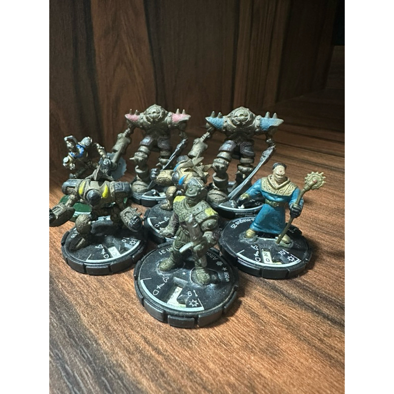 lote miniaturas mage knight Golem Soldados e mago da Guilda Atlantis Heroclix