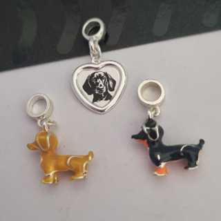 Berloque Cachorro Dachshund ou Linguiçinha Salsichinha em Oferta na Shopee